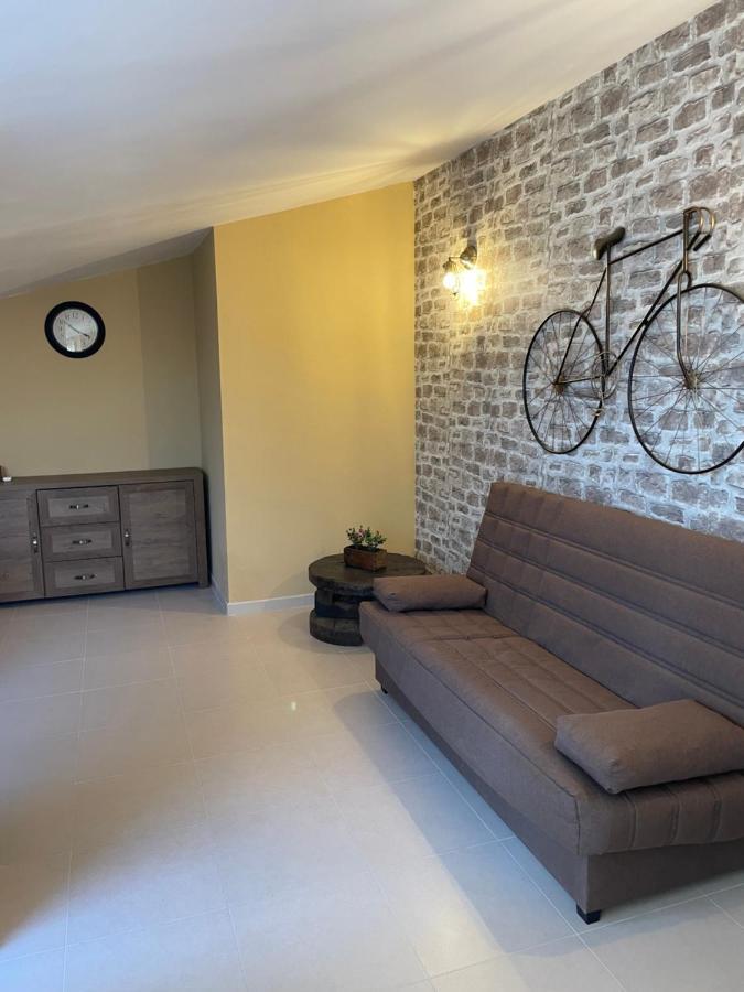 Lo Riu Apartment Deltebre Exterior photo